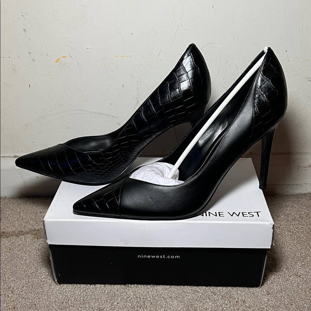 Nine West Black Croc-Patterned Heels